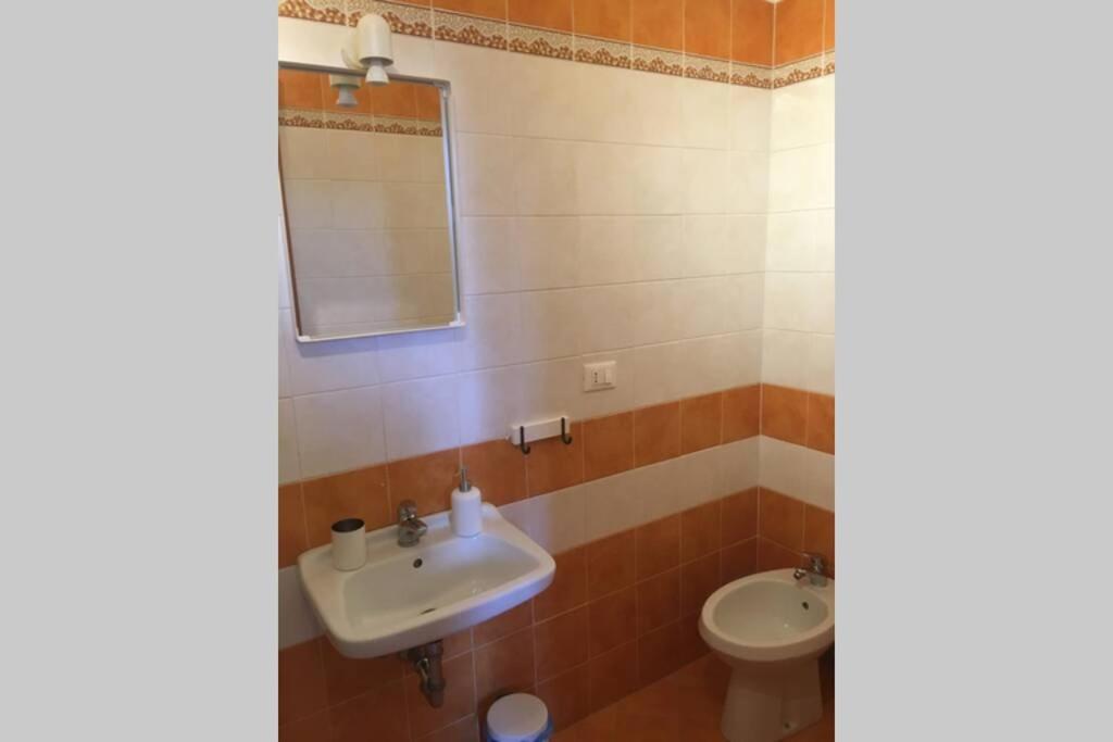 Апартаменты Bilocale Sul Mare Марина-ди-Пиза Экстерьер фото
